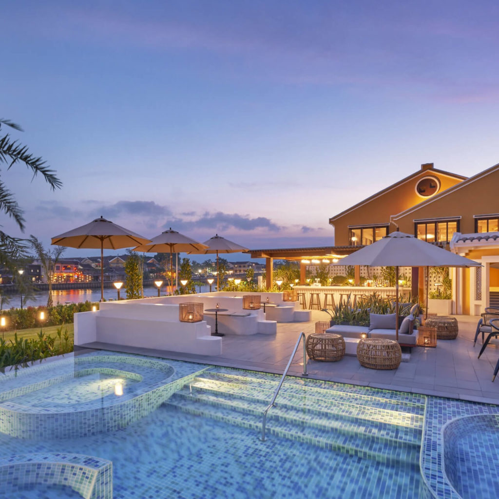 Bay Resort Olah Lounge | Qikinn© Application Suite